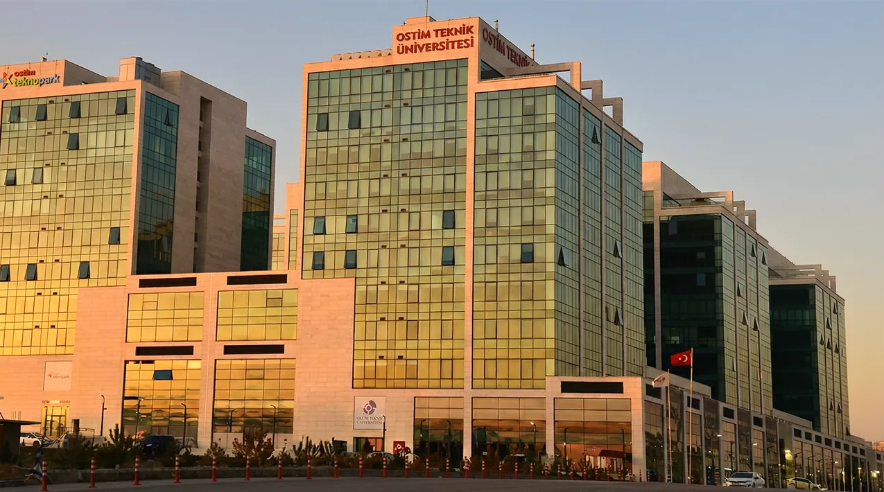 جامعة اوستيم التقنية